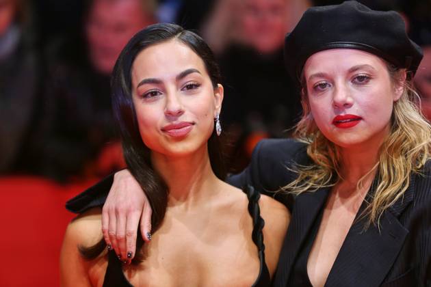 Berlin, Germany, 13 02 2025 Berlinale Palast, Red Carpet Berlinale 2025 Opening Gizem Emre and Jella Haase Copyright: xdtsxNachrichtenagenturx dts_59181