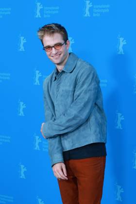 15 02 2025, Robert Pattinson at the photocall for Mickey 17, 75 Berlinale, Grand Hyatt Hotel, Berlin, Berlin Germany, Germany