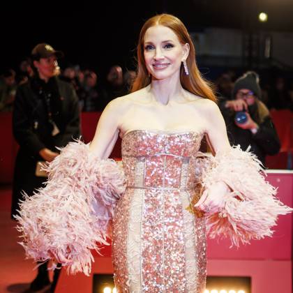 World premiere of Dreams , Berlinale Palast, Berlin, Germany Jessica Chastain poses on the red carpet at the World premiere of Dreams during Berlinale (Berlin Film Festival) at Berlinale Palast, Berlin, , Germany on 15 February 2025. Picture, Credit:Julie Edwards Avalon Germany, Potsdammer Platz, Berlin, Berlinale Palast  Copyright: xJuliexEdwardsx xAvalonx 0964542891