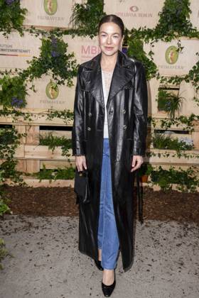 Hannah Herzsprung Actress at the Medienboard Party at Holzmarkt in Berlin at the 75th Berlin International Film Festival on 15 02 2025 in Berlin Berlin Germany