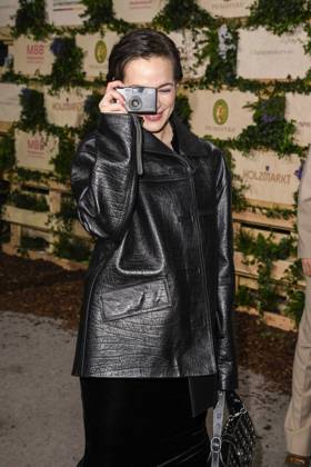 Emilia Schüle actress taking photos as a guest at the Medienboard Party at Holzmarkt in Berlin at the 75th Berlin International Film Festival on February 15, 2025 in Berlin Berlin Germany