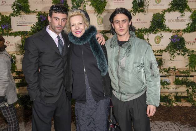 Leo Altaras, Sunnyi Melles and Aaron Altaras actors as guests at the Medienboard Party at Holzmarkt in Berlin at the 75th Berlin International Film Festival on 15 02 2025 in Berlin Berlin Germany