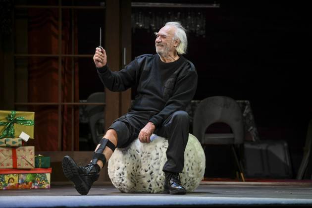 Achim Wolff at the Photo sample from Play schoene Bescherungen on 24 November 2021 in the Comedy on Kufuerstendamm at Schiller Theatre in Berlin Berlin Germany