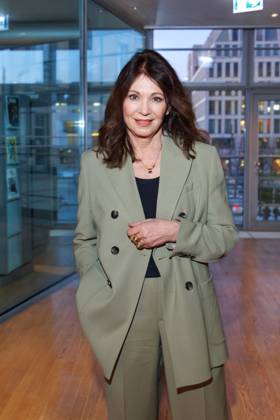 Berlinale Arte reception Iris Berben at the ARTE G E I E reception on the occasion of the 75th Berlinale at the Akademie der Künste on 17 02 2025 in Berlin Copyright: xEventpressxKochanx