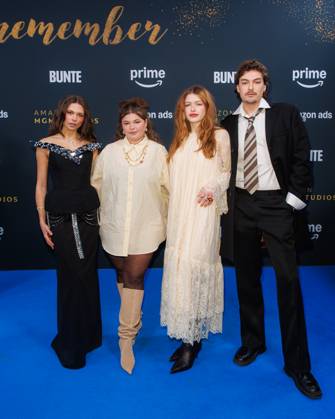 persons Harriet Herbig Matten, Runa Greiner, Sonja Weisser and Justus Riesner Copyright: xGeromexKochanx