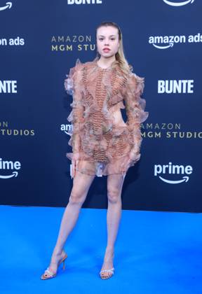 17 02 2025, Lea Zoe Voss on Prime Video Amazon MGM Studios, Dinner Party, Papillon Berlin, Berlin