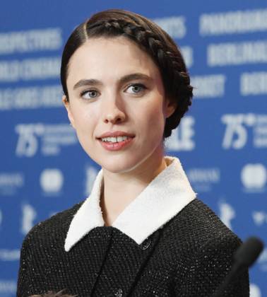 American actress Margaret Qualley attends the press conference for Blue Moon at the 75th Berlin Film Festival in Berlin, Germany on Tuesday, February 18, 2025.  BER20250218128 RUNExHELLESTAD