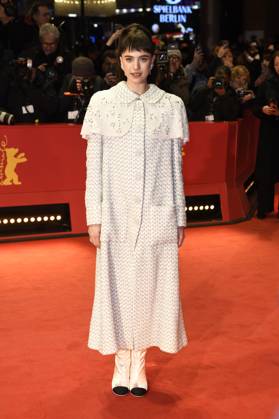 Margaret Qualleyat the premiere of the feature film Blue Moon at the Berlinale 2025 75 Berlin International Film Festival in the Berlinale Palast Berlin, 18 02 2025 Foto:xC.xNiehausx xFuturexImagex moon_prem_5261
