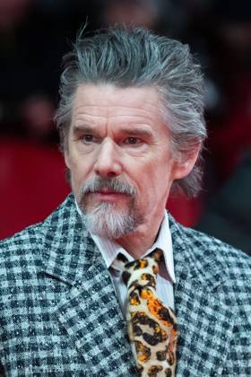 Berlinale The Thing with Feathers Premiere Ethan Hawke attending The Thing with Feathers Premiere during the 75th Berlin International Film Festival (Berlinale) in Berlin, Germany, on February 18, 2025. Photo by Aurore Marechal ABACAPRESS.COM Berlin Germany  Copyright: xMarechalxAurore ABACAx