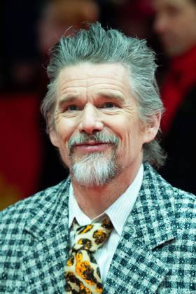 Berlinale The Thing with Feathers Premiere Ethan Hawke attending The Thing with Feathers Premiere during the 75th Berlin International Film Festival (Berlinale) in Berlin, Germany, on February 18, 2025. Photo by Aurore Marechal ABACAPRESS.COM Berlin Germany  Copyright: xMarechalxAurore ABACAx
