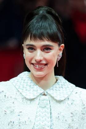 Berlinale The Thing with Feathers Premiere Margaret Qualley attending The Thing with Feathers Premiere during the 75th Berlin International Film Festival (Berlinale) in Berlin, Germany, on February 18, 2025. Photo by Aurore Marechal ABACAPRESS.COM Berlin Germany  Copyright: xMarechalxAurore ABACAx