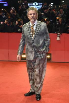 Ethan Hawke at the premiere of the feature film Blue Moon at the Berlinale 2025 75 Berlin International Film Festival at the Berlinale Palast Berlin, 18 02 2025 Foto:xC.xNiehausx xFuturexImagex moon_prem_5271