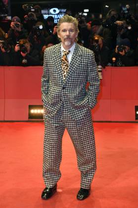 Ethan Hawke at the premiere of the feature film Blue Moon at the Berlinale 2025 75 Berlin International Film Festival at the Berlinale Palast Berlin, 18 02 2025 Foto:xC.xNiehausx xFuturexImagex moon_prem_5272