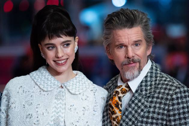 Berlinale The Thing with Feathers Premiere Margaret Qualley and Ethan Hawke attending The Thing with Feathers Premiere during the 75th Berlin International Film Festival (Berlinale) in Berlin, Germany, on February 18, 2025. Photo by Aurore Marechal ABACAPRESS.COM Berlin Germany  Copyright: xMarechalxAurore ABACAx