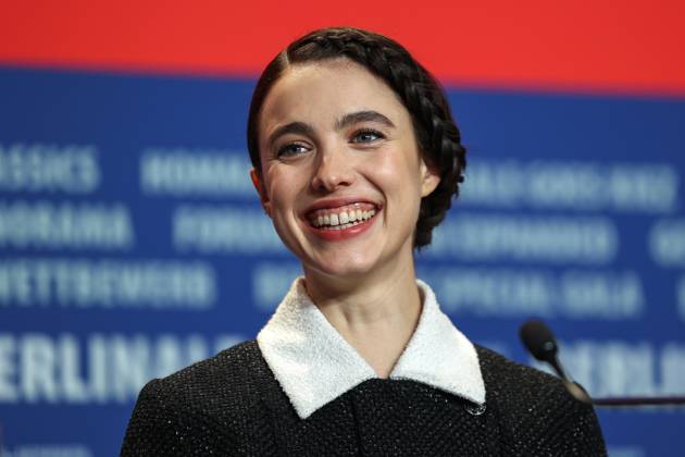February 18, 2025, Berlin, Brandenburg, Germany: The 75th Berlinale Film Festival is taking place in Berlin from 13 to 23 February 2025. Actress Margaret Qualley answers journalists questions during a press conference Berlin Germany - ZUMAt227 20250218_zip_t227_010 Copyright: xMarinaxTakimotox