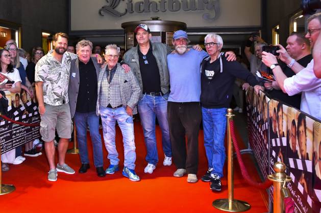 Food 28 06 2024 25 Years Bang Boon Bang Peter Thorwarth Willi Thomczyk Martin Semmelrogge Christian Kahrmann, Jochen Nickel,Ralf Judges Actors Goodbye to 25 years, Bang Boom Bang is a German comedy film from the Year 1999 to see at Ramen the Exhibition HappinessOn – Film from Cinema U Film History of Ruhr area at Cinema LICHTBURG Group pictu