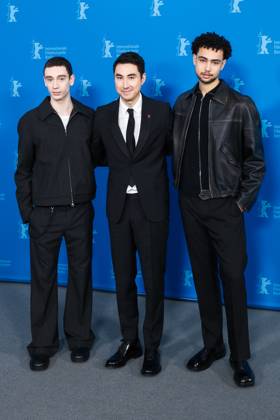 Photocall for Lurker , Grand Hyatt Berlin, Berlin, Germany Théodore Pellerin, Alex Russell and Archie Madekwe seen at the Photocall for Lurker during Berlinale (Berlin Film Festival) at Grand Hyatt Berlin, Berlin, , Germany on 21 February 2025. Picture, Credit:Julie Edwards Avalon Germany, Potsdammer Platz, Berlin, Grand Hyatt Berlin Copyright: xJuliexEdwardsx xAvalonx 0966859560