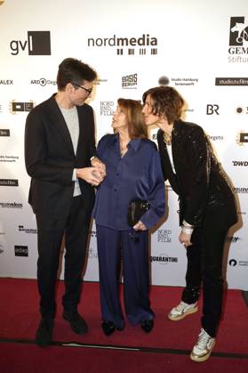 Simon Verhoeven, Senta Berger and Christina Hecke at the 12th DAfFNE Award 2025 ceremony at Babylon Berlin, 21 02 2025 Foto:xT.xBartillax xFuturexImagex daffne_5236
