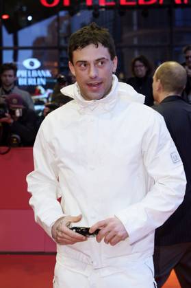 Aaron Altaras at the Closing Ceremony with Award Ceremony at the Berlinale 2025 75 Berlin International Film Festival in the Berlinale Palast Berlin, 22 02 2025 Foto:xT.xBartillax xFuturexImagex closing_berlinale_5220