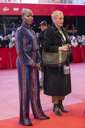 Berlinale, Award Ceremonies at the Theater am Potsdamer Platz, Berlin, 22 02 2025 Florence Kasumba on the red carpet before the Award Ceremonies of the 75th Berlinale at the Theater am Potsdamer Platz in Berlin on 22 02 2025 Berlin Theater am Potsdamer Platz Copyright: xBenxKriemannx