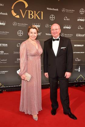 73.VBKI Ball Berlin Franziska Giffey, SPD, Markus Voigt, Präsident des Vereins Berliner Kaufleute und Industrieller (VBKI) beim 73. VBKI Ball im Hotel Intercontinental zur 75.ten Berlinale in Berlin, am 17.02.2025 Photopress Mueller