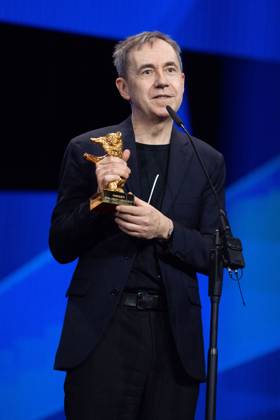 Berlinale Closing Ceremony Dag Johan Haugerud accept the Golden Bear for Dreams (Sex Love) during the Closing Ceremony for the 75th Berlin International Film Festival (Berlinale) in Berlin, Germany, on February 22, 2025. Photo by Aurore Marechal ABACAPRESS.COM Berlin Germany  Copyright: xMarechalxAurore ABACAx