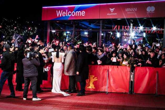 Red Carpet for the Closing Ceremony , Berlinale Palast, Berlin, Germany Fan Bingbing seen on the Red Carpet for the Closing Ceremony during Berlinale (Berlin Film Festival) at Berlinale Palast, Berlin, , Germany on 22 February 2025. Picture, Credit:Julie Edwards Avalon Germany, Potsdammer Platz, Berlin, Berlinale Palast  Copyright: xJuliexEdwardsx xAvalonx 0967657985