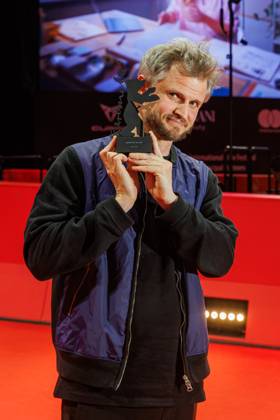 Berlinale Closing Gala Award Ceremony Quenton Miller at the Closing Gala and Award Ceremony of the 75th Berlinale at the Berlinale Palast on 22 02 2025 in Berlin Copyright: xx