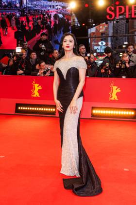 Berlinale Closing Gala Award Ceremony Yao Chen at the Closing Gala and Award Ceremony of the 75th Berlinale at the Berlinale Palast on 22 02 2025 in Berlin Copyright: xx