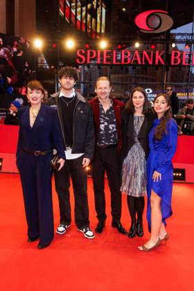 Berlinale Closing Gala Award Ceremony Paula Kornaszewska, Dimi Adams, Tobias Henning and Gizem Celik at the Closing Gala and Award Ceremony of the 75th Berlinale at the Berlinale Palast on 22 02 2025 in Berlin Copyright: xx
