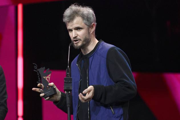 Quenton Miller with the Berlinale Shorts Cupra Filmmaker Award for Koki, Ciao at the Closing Ceremony with Award Ceremony at the Berlinale 2025 75 Berlin International Film Festival at the Berlinale Palast Berlin, 22 02 2025 Foto:xN.xKubelkax xFuturexImagex closing_berlinale_5460