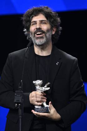 Ivan Fund with the Silver Bear Jury Prize for El mensaje The Message at the Closing Ceremony with Award Ceremony at the Berlinale 2025 75 Berlin International Film Festival at the Berlinale Palast Berlin, 22 02 2025 Foto:xN.xKubelkax xFuturexImagex closing_berlinale_5491
