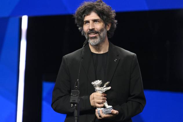 Ivan Fund with the Silver Bear Jury Prize for El mensaje The Message at the Closing Ceremony with Award Ceremony at the Berlinale 2025 75 Berlin International Film Festival at the Berlinale Palast Berlin, 22 02 2025 Foto:xN.xKubelkax xFuturexImagex closing_berlinale_5495
