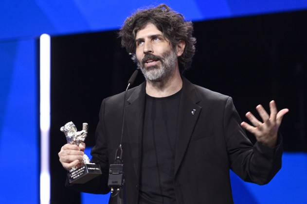 Ivan Fund with the Silver Bear Jury Prize for El mensaje The Message at the Closing Ceremony with Award Ceremony at the Berlinale 2025 75 Berlin International Film Festival at the Berlinale Palast Berlin, 22 02 2025 Foto:xN.xKubelkax xFuturexImagex closing_berlinale_5497