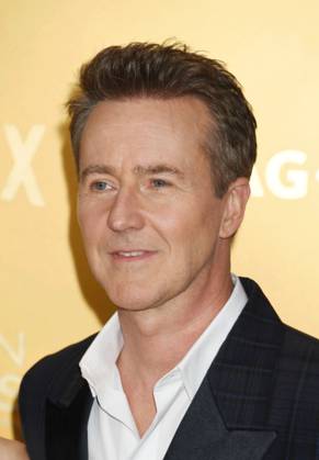 31st Annual Screen Actors Guild Awards - Arrivals LOS ANGELES, CALIFORNIA - FEBRUARY 23: Edward Norton attends the 31st annual Screen Actors Guild Awards at Shrine Auditorium and Expo Hall on February 23, 2025 in Los Angeles, California., Credit:Jeffrey Mayer Avalon United States, CA, Los Angeles, The Shrine Auditorium and Expo H  Copyright: xJeffreyxMayerx xAvalonx 0968515997