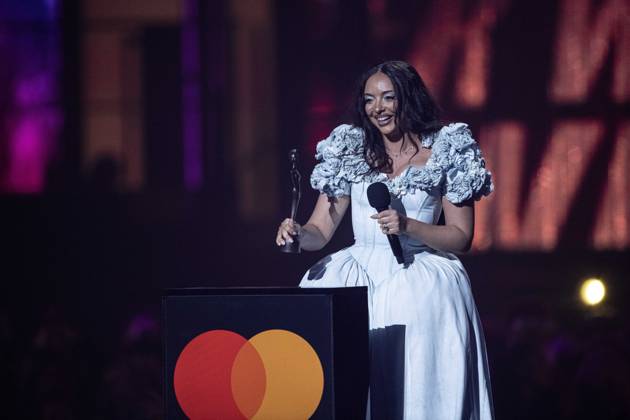 JADE being presented the BRIT Award for Pop Act at the 2025 BRIT Awards at The O2 Arena, London on 1 March 2025 JADE being presented the BRIT Award for Pop Act at the 2025 BRIT Awards at The O2 Arena, London on 1 March 2025 JADE (Jade Thirlwall) is an English singer. Her music career began at the age of 15, when she auditioned for The X Factor UK on three occasions before rising to prominence as a member of the girl group Little Mix. Formed during the show s eighth series in ˜11, they became the first group to win the competition. She signed a solo record deal with RCA Records in ˜22, and released her debut single, Angel of My Dreams , in ˜24 to critical and commercial success., Credit:Dafydd Owen Avalon The O2, Greater London, Lo Copyright: xDafyddxOwenx xAvalonx 0970778150