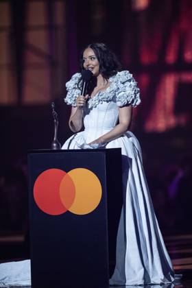 JADE being presented the BRIT Award for Pop Act at the 2025 BRIT Awards at The O2 Arena, London on 1 March 2025 JADE being presented the BRIT Award for Pop Act at the 2025 BRIT Awards at The O2 Arena, London on 1 March 2025 JADE (Jade Thirlwall) is an English singer. Her music career began at the age of 15, when she auditioned for The X Factor UK on three occasions before rising to prominence as a member of the girl group Little Mix. Formed during the show s eighth series in ˜11, they became the first group to win the competition. She signed a solo record deal with RCA Records in ˜22, and released her debut single, Angel of My Dreams , in ˜24 to critical and commercial success., Credit:Dafydd Owen Avalon The O2, Greater London, Lo Copyright: xDafyddxOwenx xAvalonx 0970778345