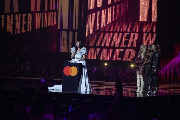 JADE being presented the BRIT Award for Pop Act at the 2025 BRIT Awards at The O2 Arena, London on 1 March 2025 JADE being presented the BRIT Award for Pop Act at the 2025 BRIT Awards at The O2 Arena, London on 1 March 2025 JADE (Jade Thirlwall) is an English singer. Her music career began at the age of 15, when she auditioned for The X Factor UK on three occasions before rising to prominence as a member of the girl group Little Mix. Formed during the show s eighth series in ˜11, they became the first group to win the competition. She signed a solo record deal with RCA Records in ˜22, and released her debut single, Angel of My Dreams , in ˜24 to critical and commercial success., Credit:Dafydd Owen Avalon The O2, Greater London, Lo Copyright: xDafyddxOwenx xAvalonx 0970778399