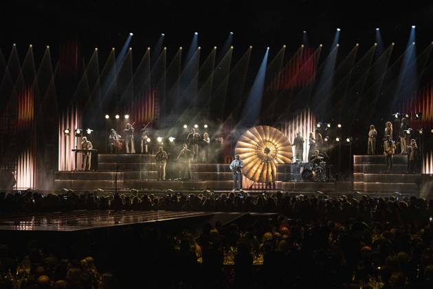 Myles Smith performing live at the 2025 BRIT awards ceremony, O2 Arena, London, on 1 March 2025 Myles Smith performing live at the 2025 BRIT awards ceremony, O2 Arena, London, on 1 March 2025 Myles Smith is a British singer and songwriter from Luton. He is best known for his ˜24 singles Stargazing and Nice to Meet You . Smith began posting on TikTok and in the fall of ˜22, a clip posted caught the attention of his future manager. To date he™s released two EP™s. He™s the winner of this year™s Rising Star BRIT Award., Credit:Dafydd Owen Avalon The O2, Greater London, London Copyright: xDafyddxOwenx xAvalonx 0970788940