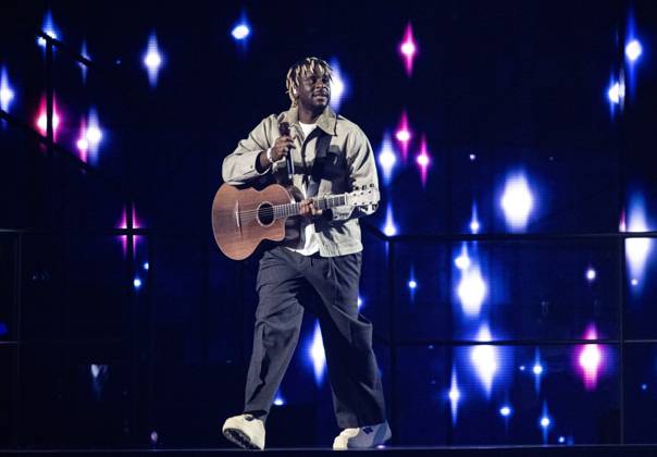 Myles Smith performing live at the 2025 BRIT awards ceremony, O2 Arena, London, on 1 March 2025 Myles Smith performing live at the 2025 BRIT awards ceremony, O2 Arena, London, on 1 March 2025 Myles Smith is a British singer and songwriter from Luton. He is best known for his ˜24 singles Stargazing and Nice to Meet You . Smith began posting on TikTok and in the fall of ˜22, a clip posted caught the attention of his future manager. To date he™s released two EP™s. He™s the winner of this year™s Rising Star BRIT Award., Credit:Dafydd Owen Avalon The O2, Greater London, London Copyright: xDafyddxOwenx xAvalonx 0970789000