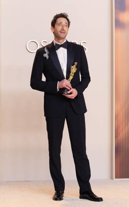 March 2, 2025, Hollywood, California, USA: Adrien Brody, winner of the Best Actor in a Leading Role award for â€oeThe Brutalistâ€Â, poses in the press room of the 97th Annual Academy Awards on Sunday March 2, 2025 at the Dolby Theater in Hollywood, California. BURT HARRIS BNS PI Hollywood USA - ZUMAp124 20250302_zaa_p124_378 Copyright: xBurtxHarrisx