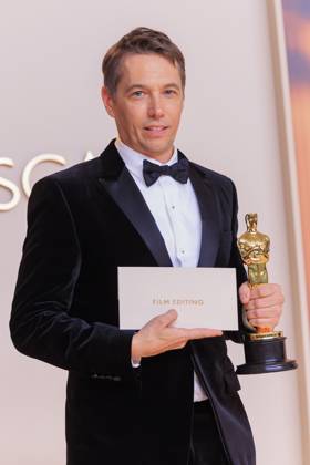 March 2, 2025, Hollywood, California, USA: Sean Baker, winner of the Best Film Editing for Ã¢â‚¬oeAnoraÃ¢â‚¬Â, poses in the press room of the 97th Annual Academy Awards on Sunday March 2, 2025 at the Dolby Theater in Hollywood, California. BURT HARRIS BNS PI Hollywood USA - ZUMAp124 20250302_zaa_p124_456 Copyright: xBurtxHarrisx