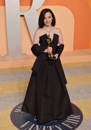 2025 Vanity Fair Oscar Party - Arrivals Mikey Madison, winner of the Best Actress in a Leading Role for Anora attends the 2025 Vanity Fair Oscar Party at Wallis Annenberg Center for the Performing Arts on March 02, 2025 in Beverly Hills, California. Beverly Hills Wallis Annenberg Center for the CA USA Copyright: xCraSH imageSPACEx