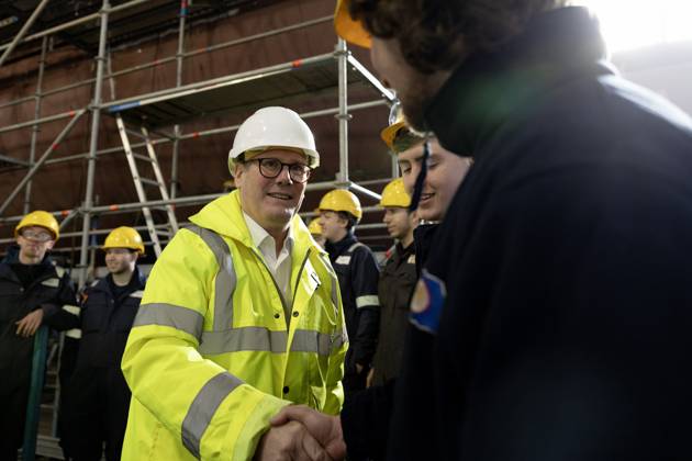 Prime Minister Keir Starmer visits Cammell Laird 06 03 2025. Birkenhead, United Kingdom. Prime Minister Keir Starmer meets apprentices while visiting Cammell Laird., Credit:Lauren Hurley Avalon United Kingdom, Birkenhead, Birkenhead, 10 Downing Street  Copyright: xLaurenxHurleyx xAvalonx 0972888437