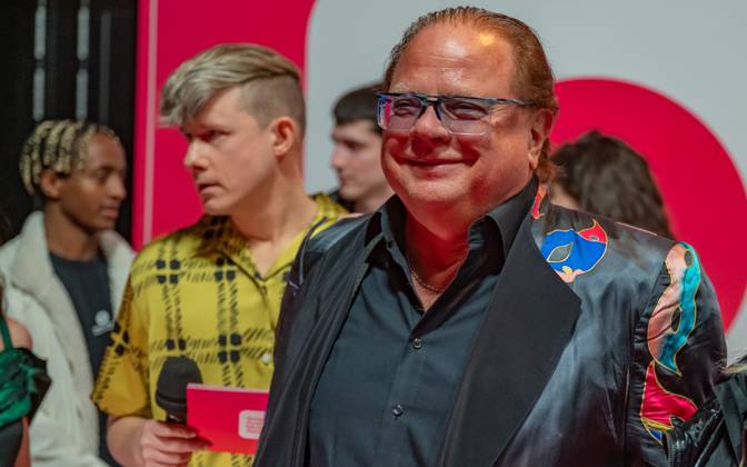 20250307 Red Carpet Verleihung 25. Amadeus Austrian Music Awards WIEN, OESTERREICH - 07. MAERZ: Rockmusiker, Musikproduzent und Gitarrist der Musikgruppe Opus Ewald Pfleger bei seiner Ankunft am Redcarpet anlaesslich der Verleihung des 25. Amadeus Austria Music Awards 2025 in der MARX Halle am 07. Maerz 20253 in Wien, Oesterreich. 250307_SEPA_17_074 Copyright: xIsabellexOuvrardx SEPAxMedia