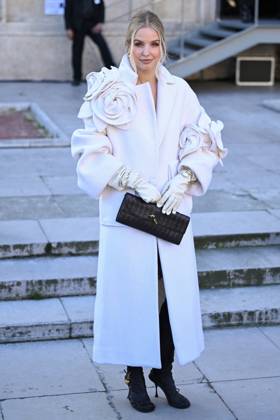 PFW Elie Saab Arrivals Leonie Hanne attending the Elie Saab Womenswear Fall Winter 2025-2026 show as part of Paris Fashion Week in Paris, France on March 08, 2025. Photo by Aurore Marechal ABACAPRESS.COM Paris France  Copyright: xMarechalxAurore ABACAx
