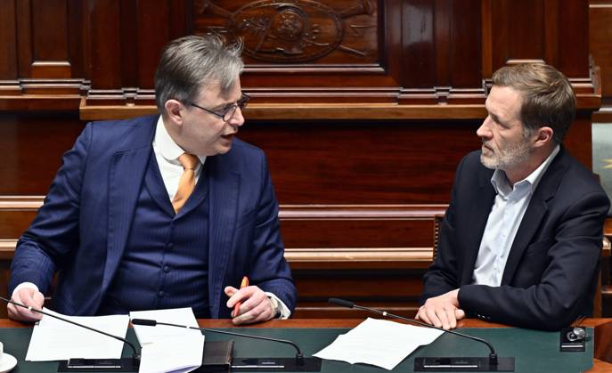 Prime Minister Bart De Wever and PS Paul Magnette pictured during a plenary session of the Chamber at the Federal Parliament in Brussels, Thursday 13 March 2025. ERICxLALMAND 114862024