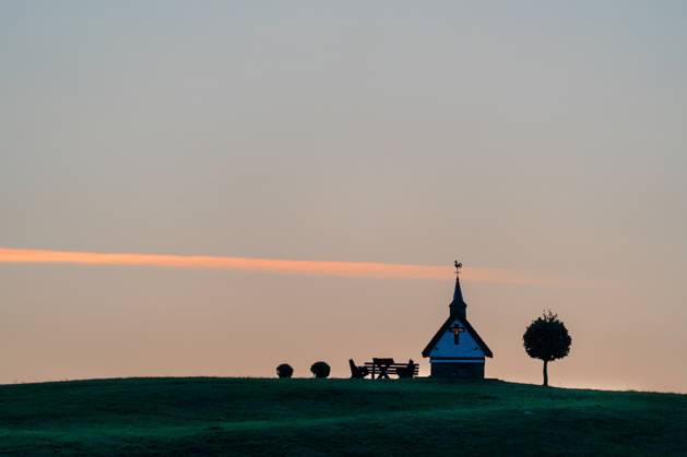 small Chapel in the Proximity from Lommersdorf at Sunrise, Rhineland Palatinate, Germany 1100103287