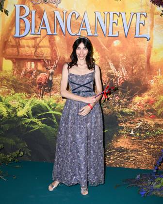 Milan, Photocall for the premiere of the Disney film Snow White Milan, Photocall for the premiere of the Disney film Snow White In the photo: Francesca Rocco with her daughters Ginevra and Beatrice Milan  Copyright: xIPA ABACAx