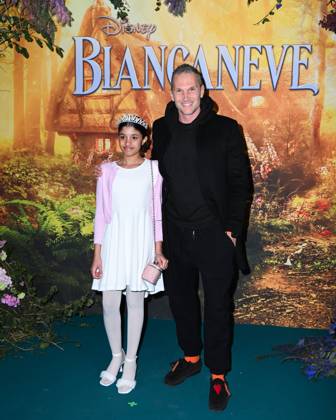 Milan, Photocall for the premiere of the Disney film Snow White Milan, Photocall for the premiere of the Disney film Snow White In the photo: Alvin with his daughter Ariel Milan  Copyright: xIPA ABACAx